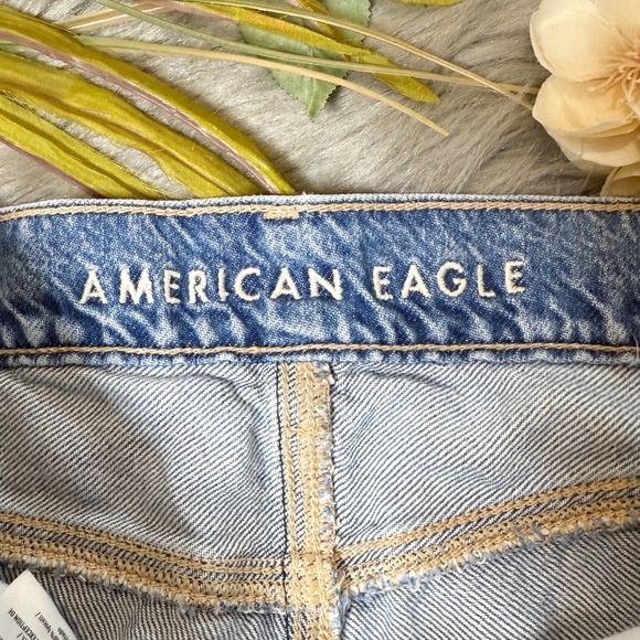 American Eagle Super High Rise Baggy Wide Leg Women’s Light Wash Jeans Sz 0 Reg - Picture 4 of 11